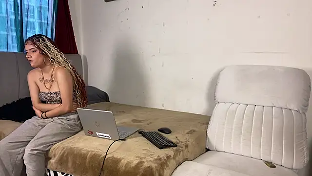 perceo and saddie online show from 24, 5, 2026