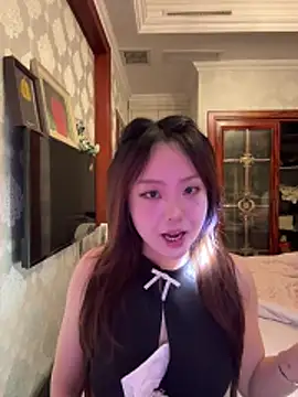 thelittlexx online show from 12, 4, 2026