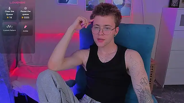 Snapshot of Thomas_Norton chatting on 3, 6, 2026 Thomas Norton online show from 3, 6, 2026
