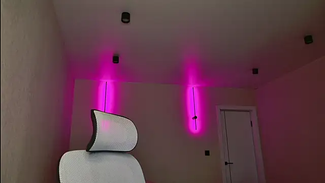 BunnyShinex online show from 30, 6, 2026