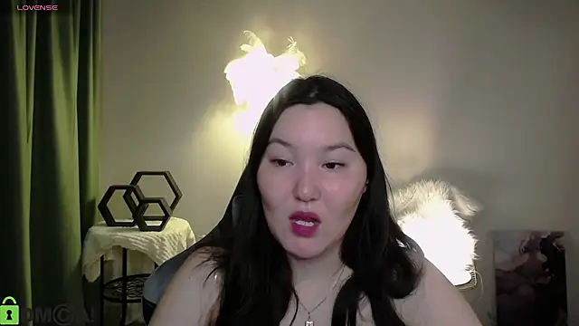 Snapshot of CamilaMartiez chatting on 8, 7, 2026 CamilaMartiez online show from 8, 7, 2026