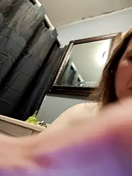 023thickandjuicy07 online show from 4, 4, 2026