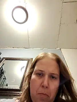 023thickandjuicy07 online show from 20, 4, 2026
