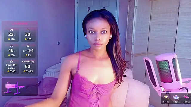 Snapshot of Amber_Fae chatting on 24, 4, 2026 Amber Fae online show from 24, 4, 2026