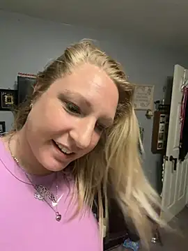 Snapshot of sweetkacibaby chatting on 15, 5, 2026 sweetkacibaby online show from 15, 5, 2026