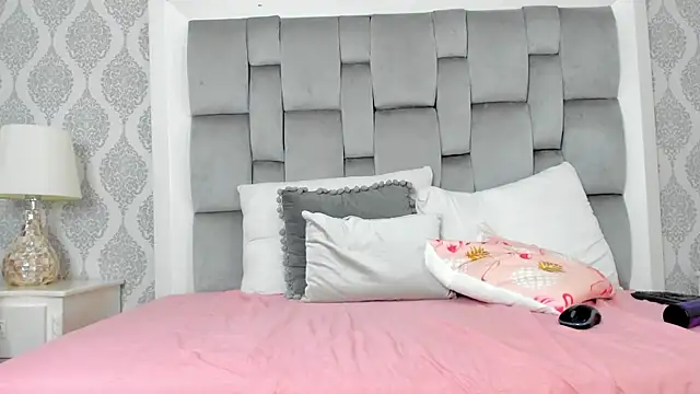 Snapshot of valentina_angel_1 chatting on 16, 4, 2026 valentina angel 1 online show from 16, 4, 2026