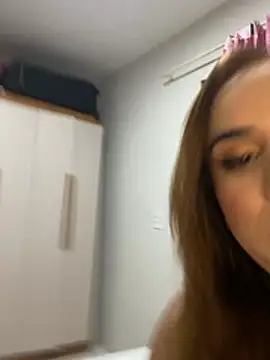 Jullyanaximeness online show from 25, 6, 2026