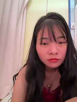 Snapshot of Naked-xx chatting on 6, 5, 2026 Naked-xx online show from 6, 5, 2026