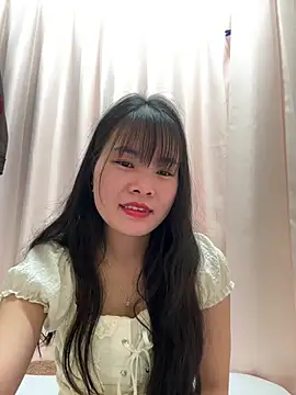 Snapshot of Naked-xx chatting on 17, 5, 2026 Naked-xx online show from 17, 5, 2026