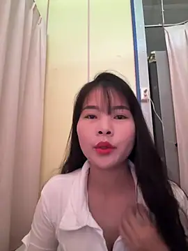 Snapshot of Naked-xx chatting on 15, 6, 2026 Naked-xx online show from 15, 6, 2026