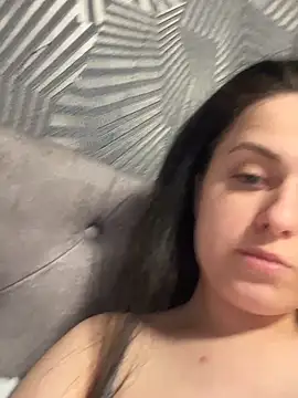 Snapshot of Velliaa chatting on 6, 5, 2026 Velliaa online show from 6, 5, 2026