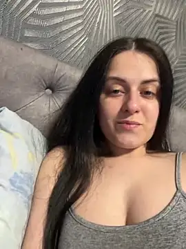 Snapshot of Velliaa chatting on 1, 6, 2026 Velliaa online show from 1, 6, 2026