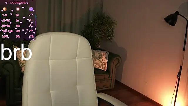 Snapshot of zoeforrd chatting on 7, 7, 2026 zoeforrd online show from 7, 7, 2026