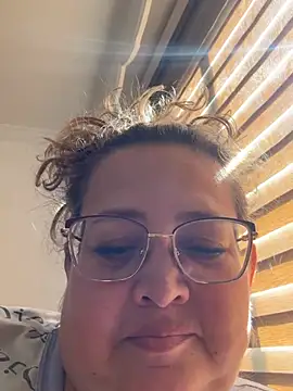 Snapshot of Martinacurvy_ chatting on 3, 5, 2026 Martinacurvy online show from 3, 5, 2026