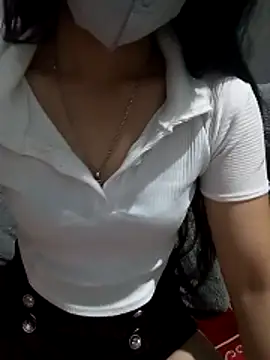 Snapshot of Zubu- chatting on 20, 4, 2026 Zubu- online show from 20, 4, 2026