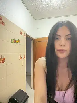 Snapshot of Cami_olarte chatting on 19, 5, 2026 Cami olarte online show from 19, 5, 2026