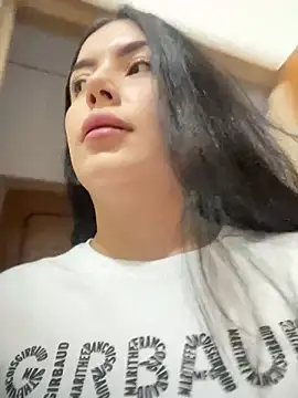 Snapshot of Cami_olarte chatting on 30, 5, 2026 Cami olarte online show from 30, 5, 2026