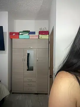 Snapshot of Cami_olarte chatting on 19, 6, 2026 Cami olarte online show from 19, 6, 2026