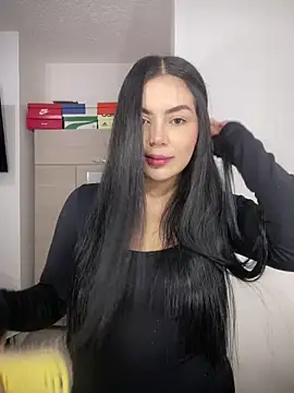 Snapshot of Cami_olarte chatting on 21, 6, 2026 Cami olarte online show from 21, 6, 2026