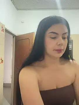 Snapshot of Cami_olarte chatting on 25, 6, 2026 Cami olarte online show from 25, 6, 2026