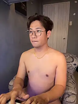 Snapshot of Titanryu chatting on 3, 4, 2026 Titanryu online show from 3, 4, 2026
