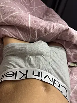 Snapshot of erikabrowncute chatting on 26, 4, 2026 erikabrowncute online show from 26, 4, 2026