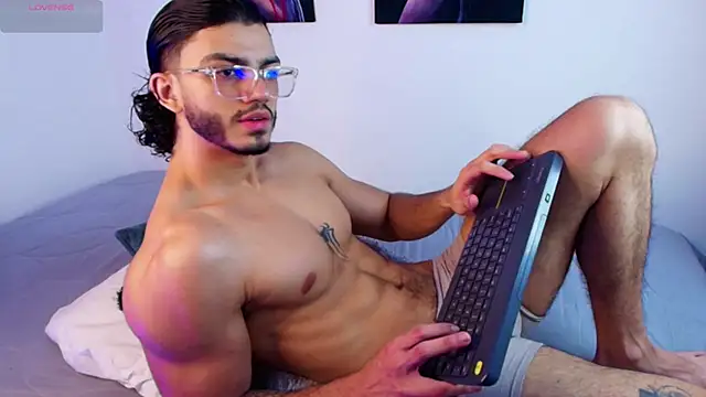 Snapshot of IamAxel03 chatting on 3, 6, 2026 IamAxel03 online show from 3, 6, 2026