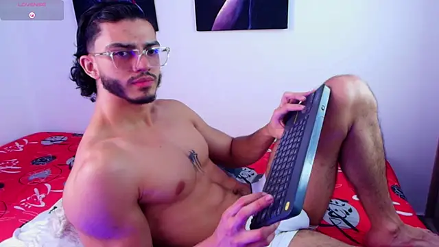 Snapshot of IamAxel03 chatting on 11, 7, 2026 IamAxel03 online show from 11, 7, 2026