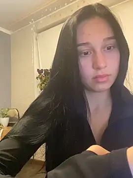 Snapshot of camila_beautiful chatting on 26, 4, 2026 camila beautiful online show from 26, 4, 2026