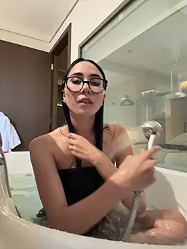 Snapshot of juliacosta chatting on 18, 4, 2026 juliacosta online show from 18, 4, 2026