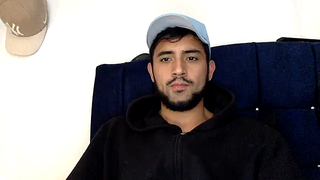 Snapshot of derek_smiith chatting on 3, 7, 2026 derek smiith online show from 3, 7, 2026