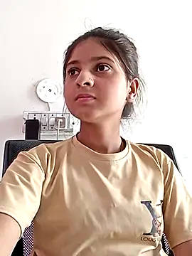 Snapshot of TANU01990 chatting on 31, 3, 2026 TANU01990 online show from 31, 3, 2026