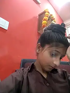 TANU01990 online show from 18, 4, 2026