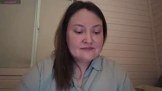 Snapshot of elegant_pleasure chatting on 4, 4, 2026 elegant pleasure online show from 4, 4, 2026