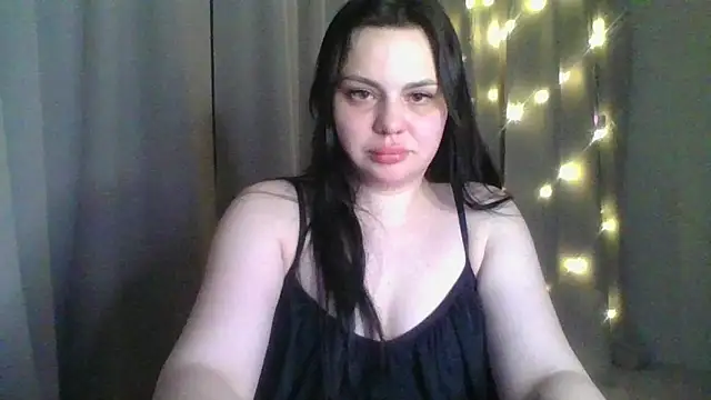 Snapshot of Dori_Cutie chatting on 2, 4, 2026 Dori Cutie online show from 2, 4, 2026