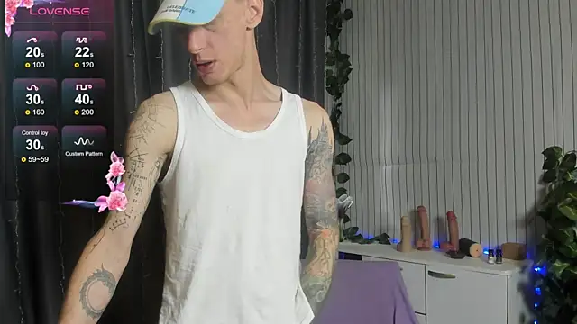 Snapshot of James2Inked chatting on 30, 6, 2026 James2Inked online show from 30, 6, 2026