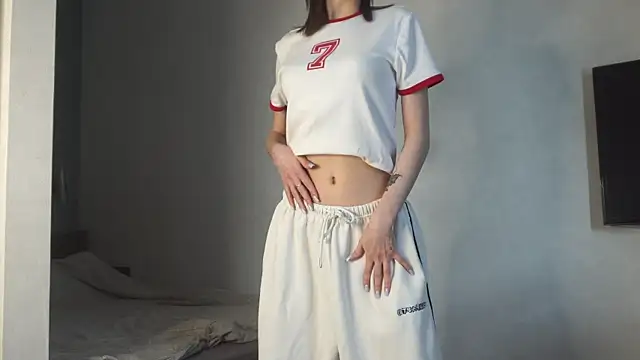 Snapshot of SakuraDoll chatting on 7, 4, 2026 SakuraDoll online show from 7, 4, 2026