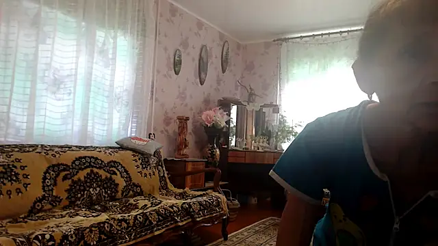 Snapshot of Shooting-Star- chatting on 9, 6, 2026 Shooting-Star- online show from 9, 6, 2026