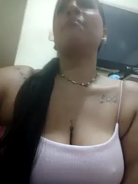 Snapshot of val_eria chatting on 1, 5, 2026 val eria online show from 1, 5, 2026