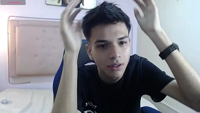 Snapshot of maxim_rod chatting on 31, 5, 2026 maxim rod online show from 31, 5, 2026