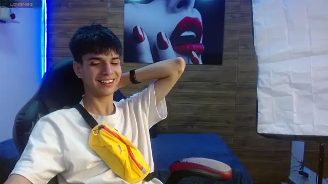 Snapshot of maxim_rod chatting on 14, 6, 2026 maxim rod online show from 14, 6, 2026