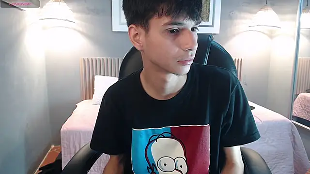 Snapshot of maxim_rod chatting on 22, 6, 2026 maxim rod online show from 22, 6, 2026