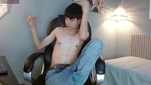 Snapshot of maxim_rod chatting on 25, 6, 2026 maxim rod online show from 25, 6, 2026