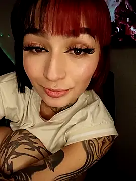 Snapshot of AmaraRossi chatting on 21, 4, 2026 AmaraRossi online show from 21, 4, 2026