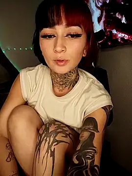 Snapshot of AmaraRossi chatting on 21, 4, 2026 AmaraRossi online show from 21, 4, 2026