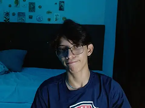 Snapshot of VazacGaming chatting on 18, 5, 2026 VazacGaming online show from 18, 5, 2026