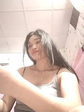 Saryloveparadise online show from 19, 4, 2026