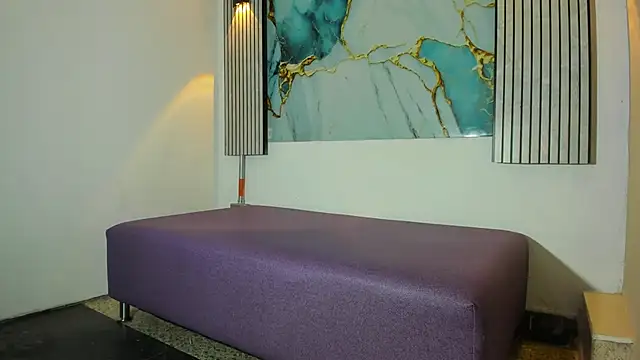 Snapshot of MILLER_SANZ chatting on 6, 4, 2026 MILLER SANZ online show from 6, 4, 2026