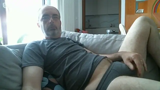 Snapshot of prack1965 chatting on 2, 6, 2026 prack1965 online show from 2, 6, 2026