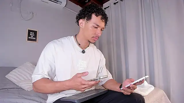 dominik drake online show from 10, 4, 2026